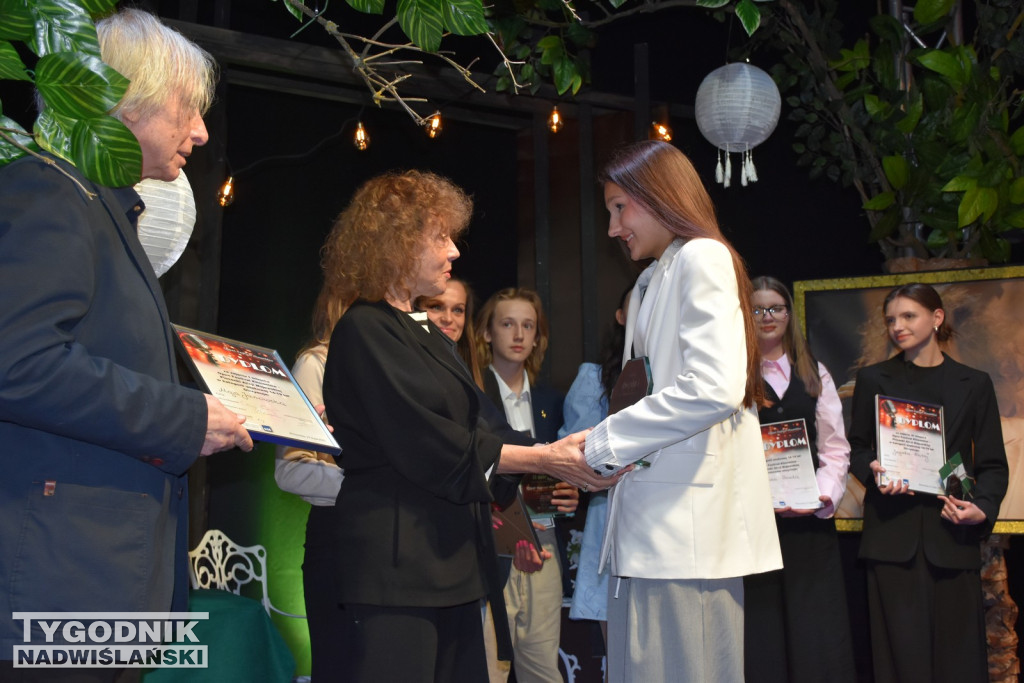 Wręczenie nagród lauratom Open Festival Klimontów