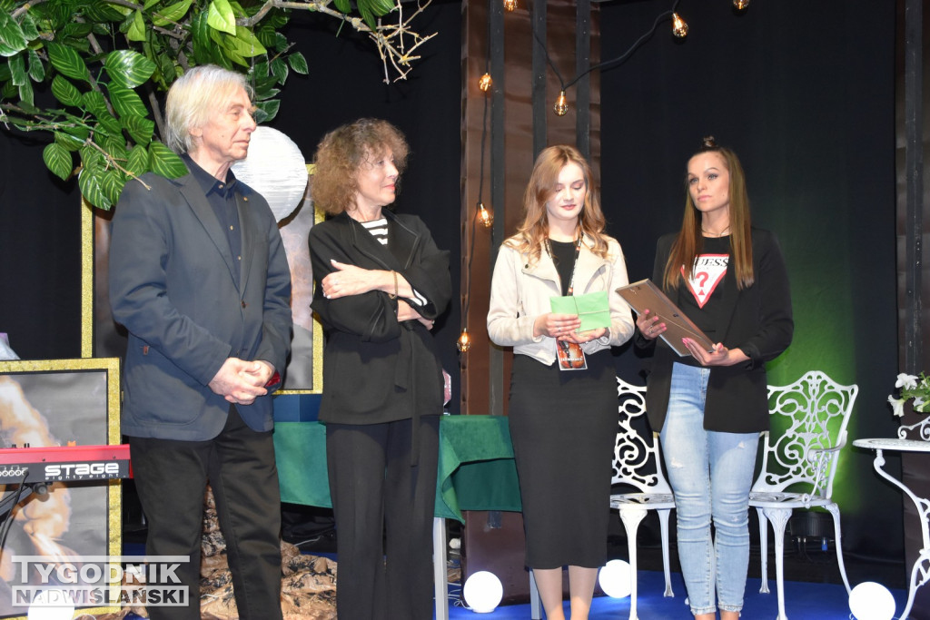 Wręczenie nagród lauratom Open Festival Klimontów