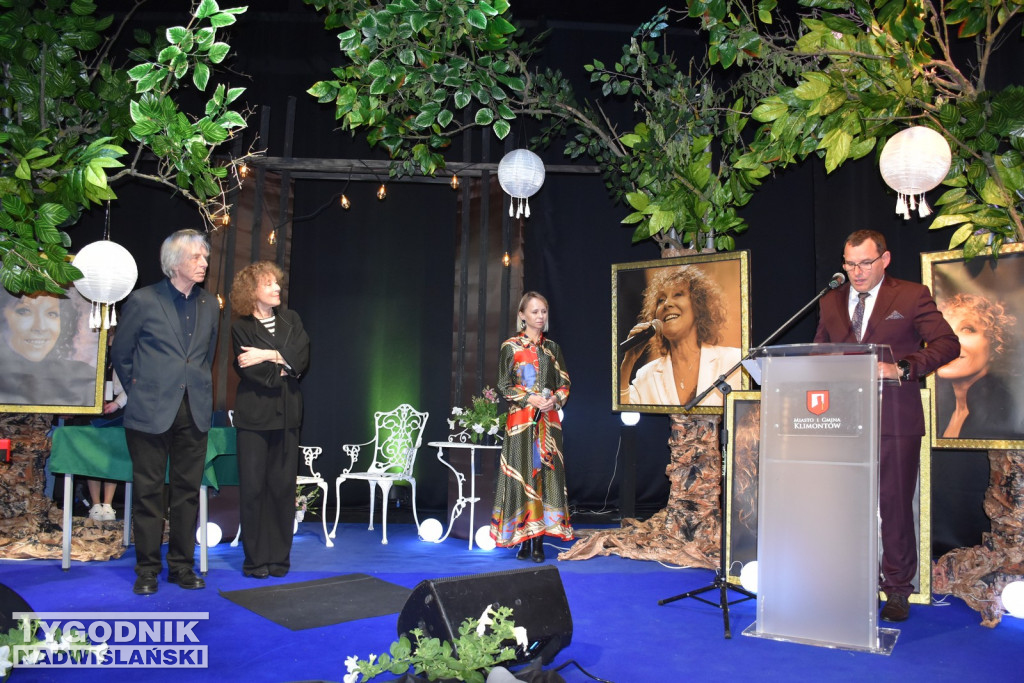 Wręczenie nagród lauratom Open Festival Klimontów
