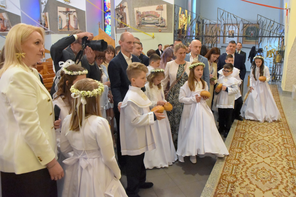 Komunia w parafii pw. Św. Barbary w Tarnobrzegu 2025