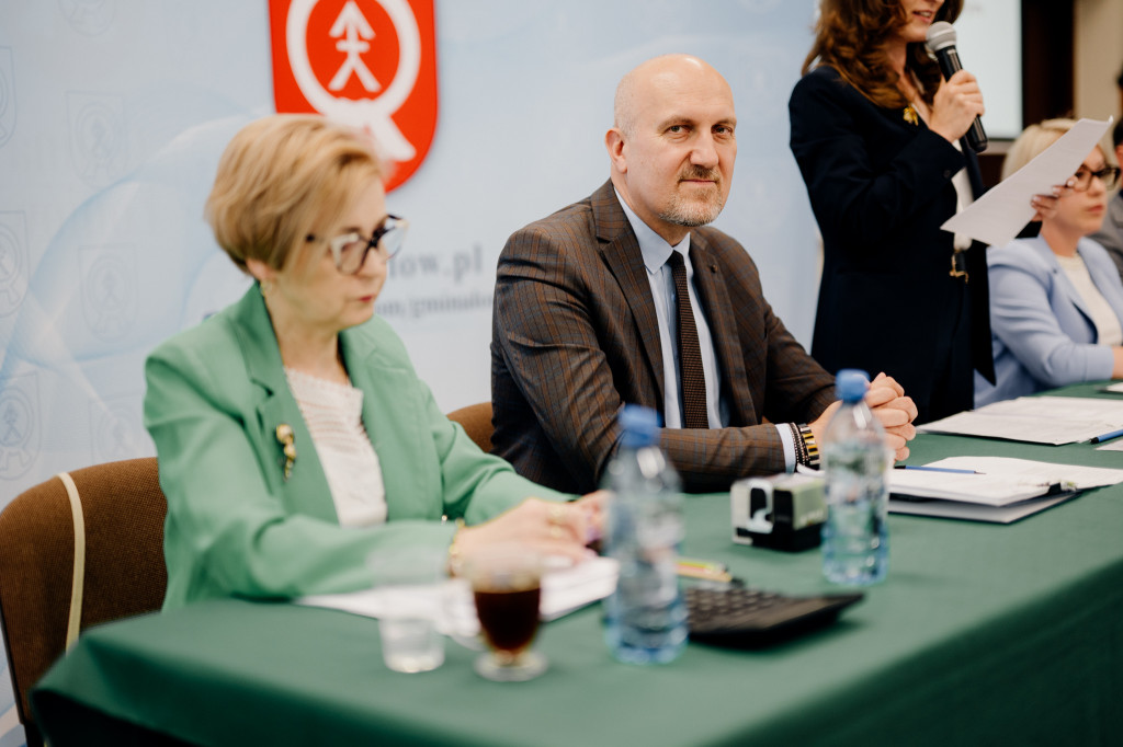 Podpisanie umowy w Łoniowie