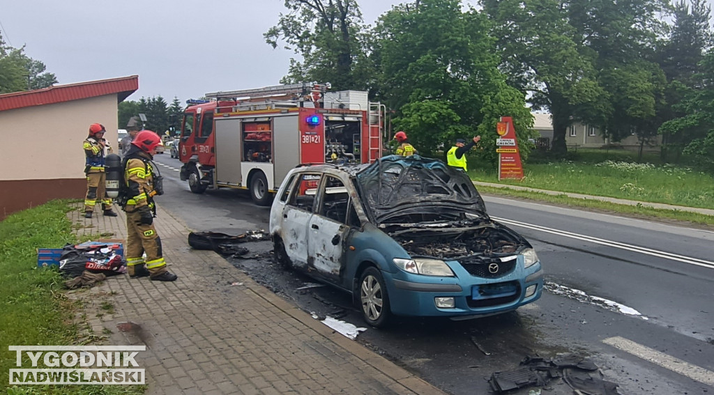 Pożar auta w Stalach