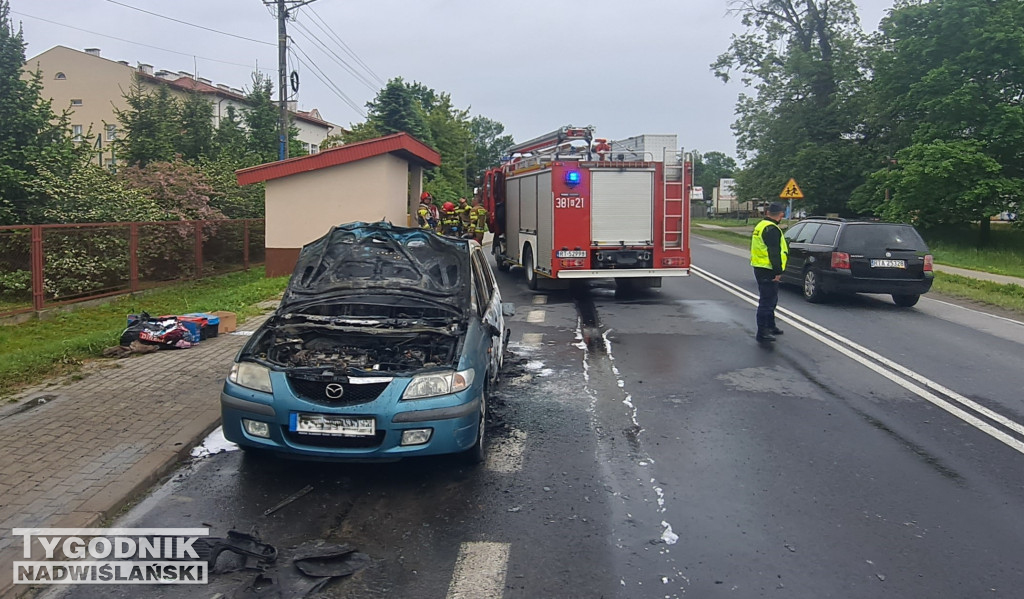 Pożar auta w Stalach