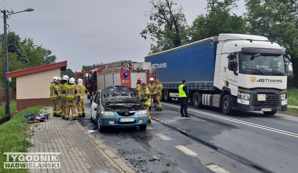 Pożar auta w Stalach