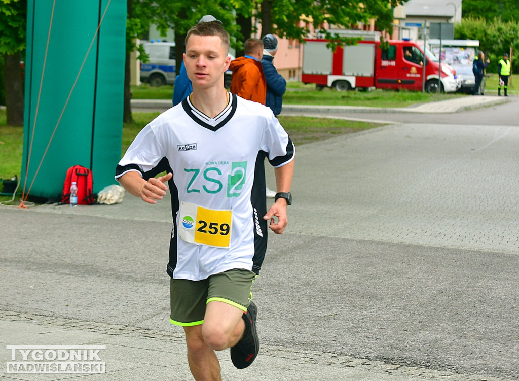 25. Biegi Uliczne w Nowej Dębie