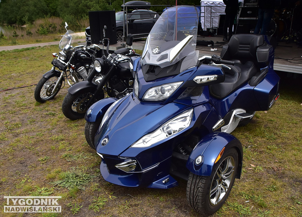 Moto Piknik w Nowej Dębie