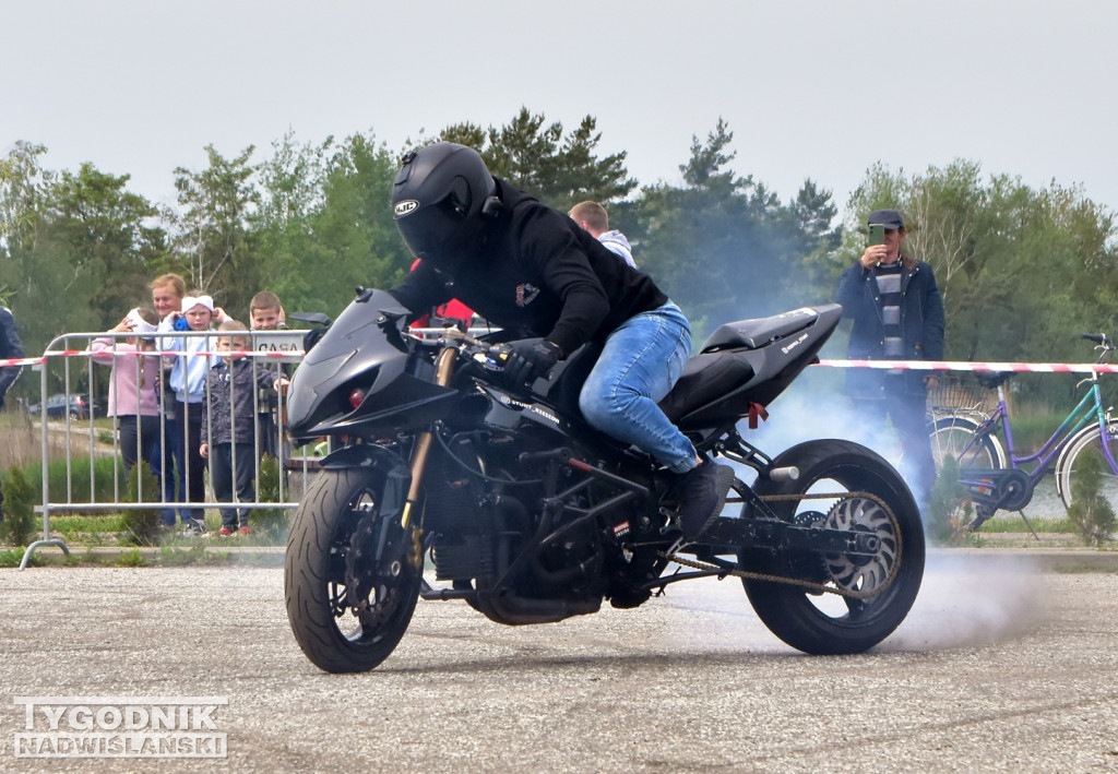 Moto Piknik w Nowej Dębie