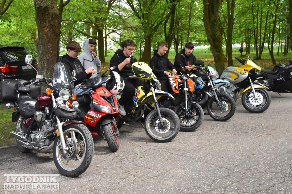 Moto Piknik w Nowej Dębie