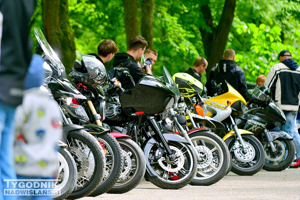 Moto Piknik w Nowej Dębie
