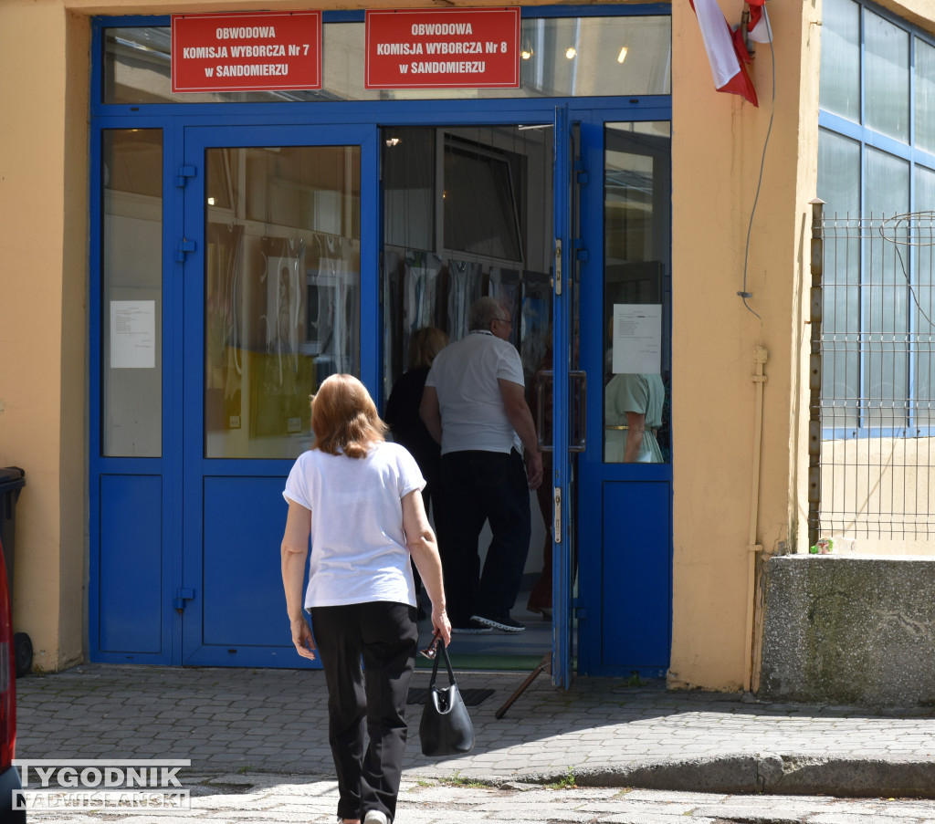 Głosowanie w II turze wyborów w Sandomierzu