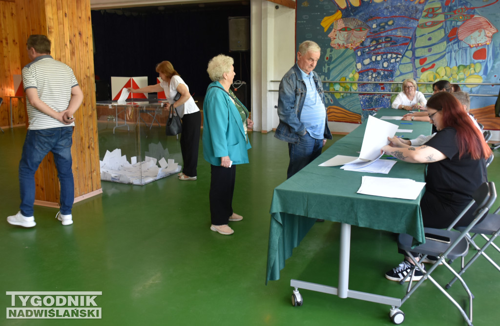 Głosowanie w II turze wyborów w Sandomierzu