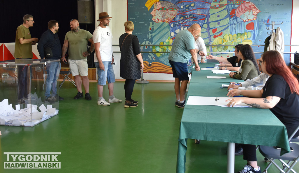 Głosowanie w II turze wyborów w Sandomierzu