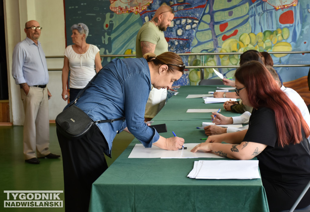 Głosowanie w II turze wyborów w Sandomierzu