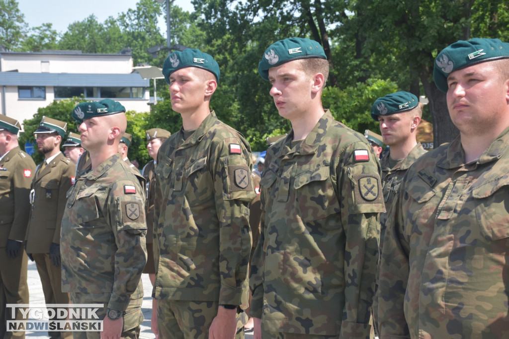 Święto 18. Brygady Artylerii w Nowej Dębie