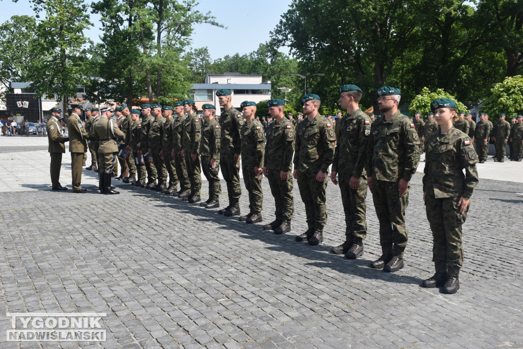 Święto 18. Brygady Artylerii w Nowej Dębie