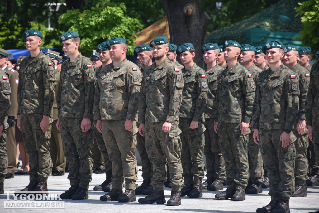 Święto 18. Brygady Artylerii w Nowej Dębie