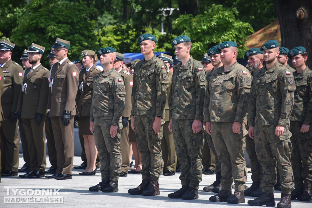 Święto 18. Brygady Artylerii w Nowej Dębie