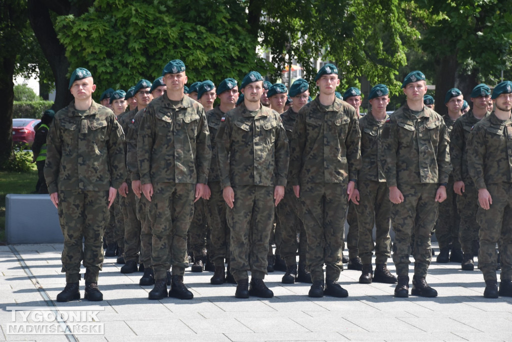 Święto 18. Brygady Artylerii w Nowej Dębie