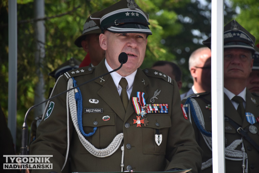 Święto 18. Brygady Artylerii w Nowej Dębie