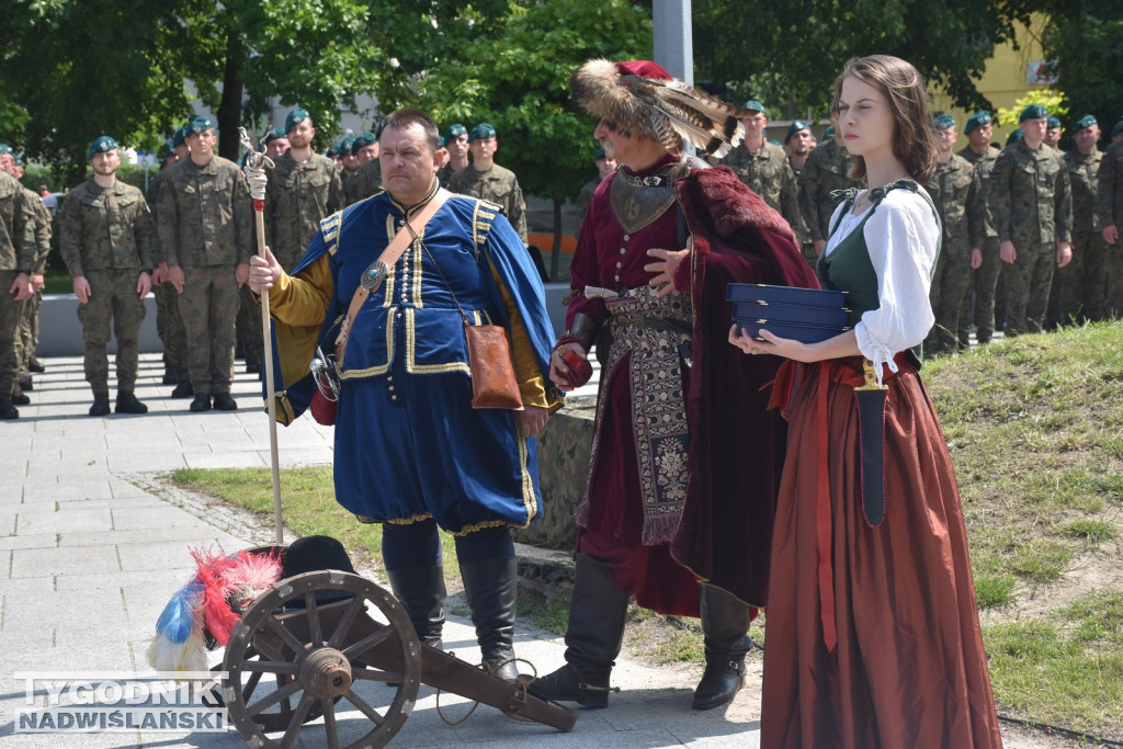 Święto 18. Brygady Artylerii w Nowej Dębie