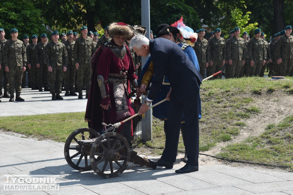 Święto 18. Brygady Artylerii w Nowej Dębie