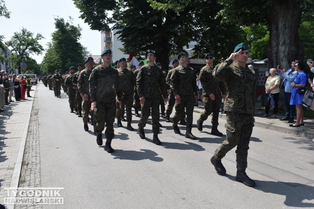 Święto 18. Brygady Artylerii w Nowej Dębie