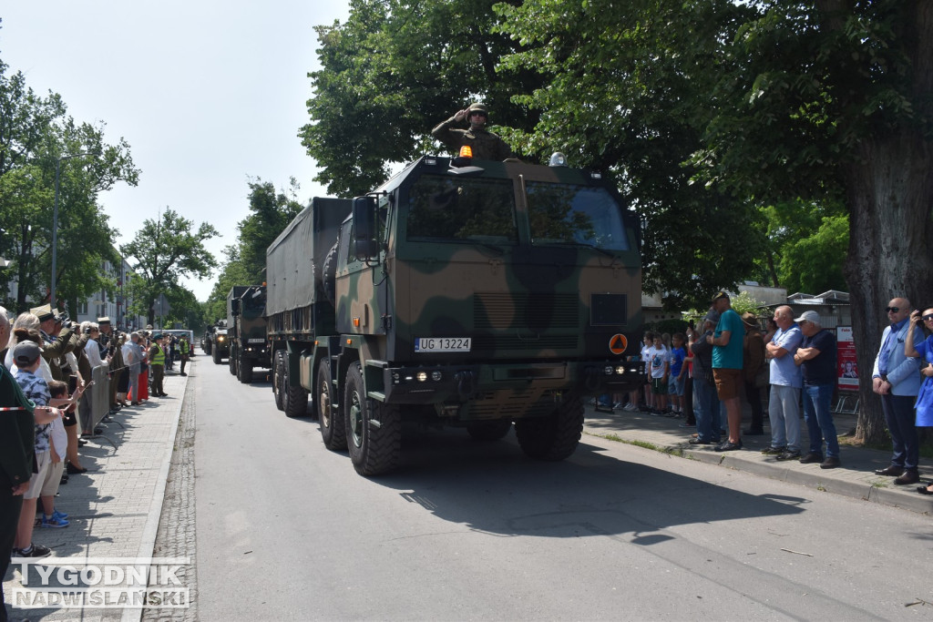 Święto 18. Brygady Artylerii w Nowej Dębie
