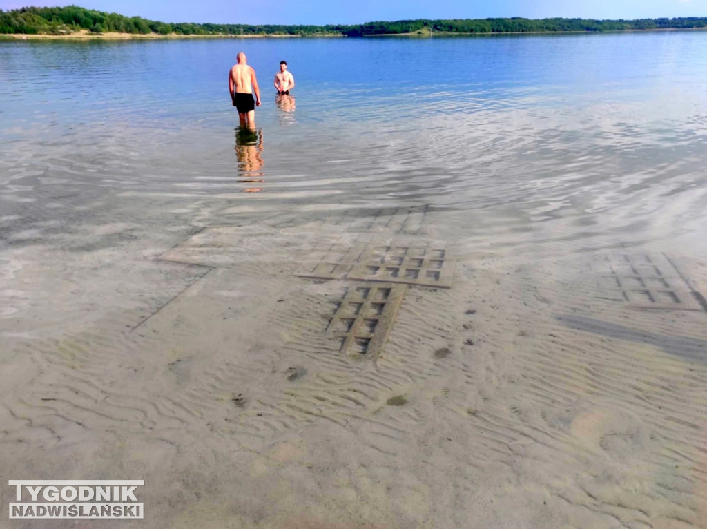 Brak piasku na kąpieliskach nad Jeziorem Tarnobrzeskim