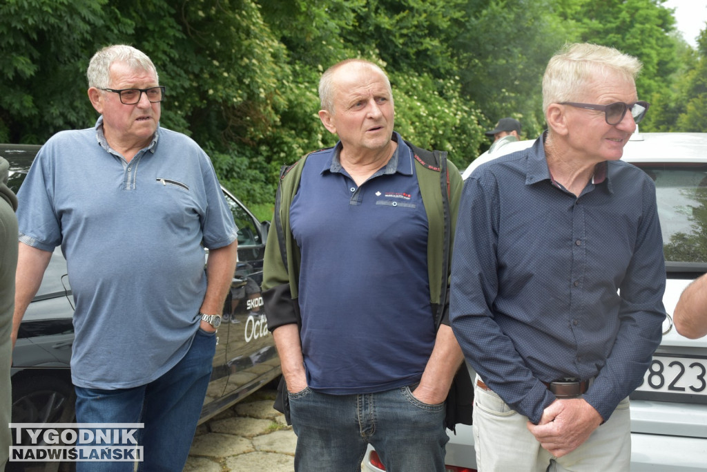Minister Cz. Siekierski u poszkodowanych rolników
