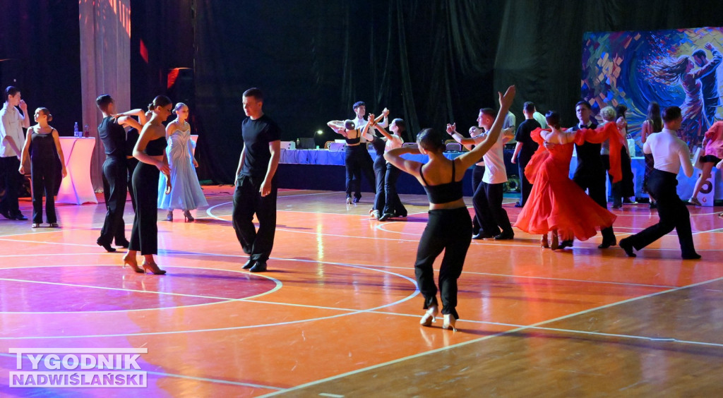 Turniej tańca towarzyskiego Samba w Tarnobrzegu