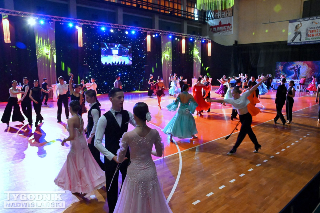 Turniej tańca towarzyskiego Samba w Tarnobrzegu