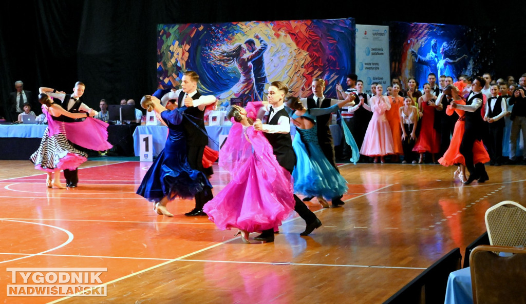 Turniej tańca towarzyskiego Samba w Tarnobrzegu