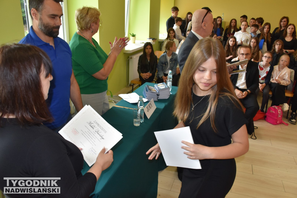 Finaliści Wojewódzkiego Konkursu Pięknego Czytania