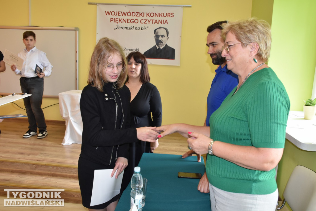 Finaliści Wojewódzkiego Konkursu Pięknego Czytania