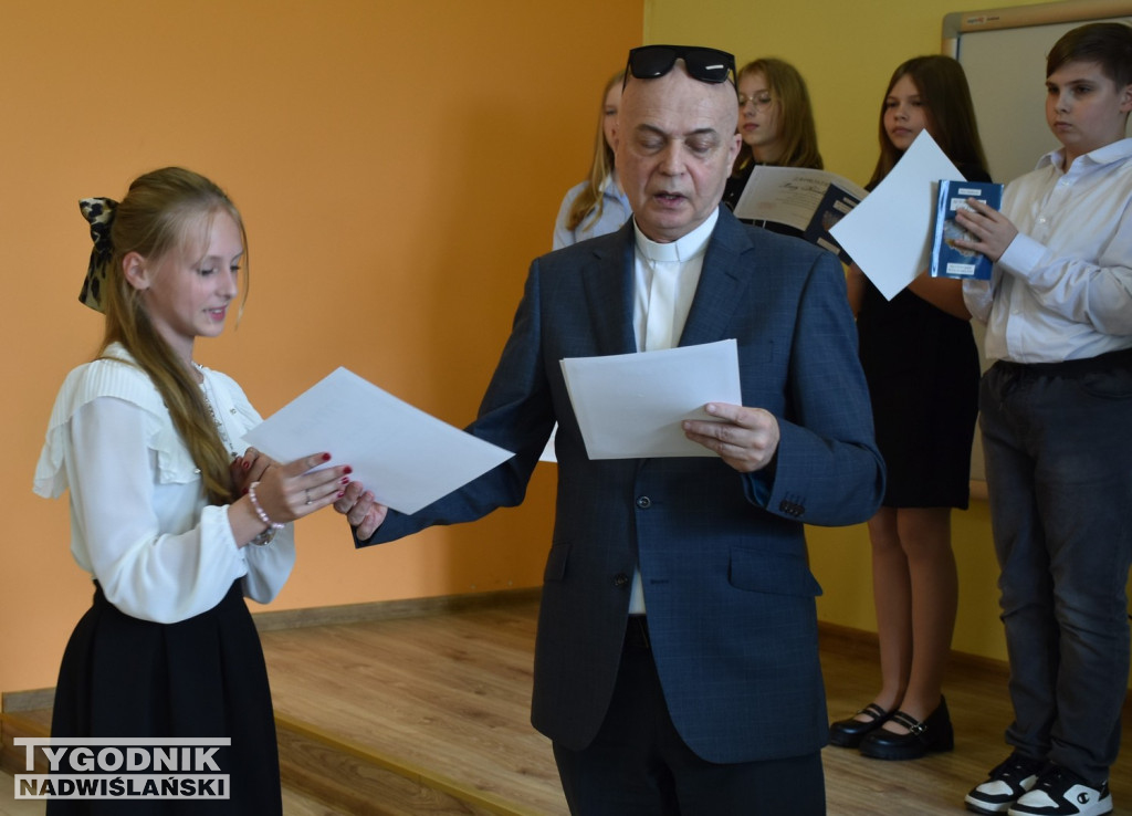 Finaliści Wojewódzkiego Konkursu Pięknego Czytania