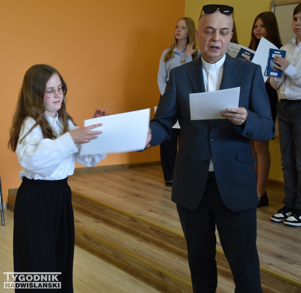 Finaliści Wojewódzkiego Konkursu Pięknego Czytania