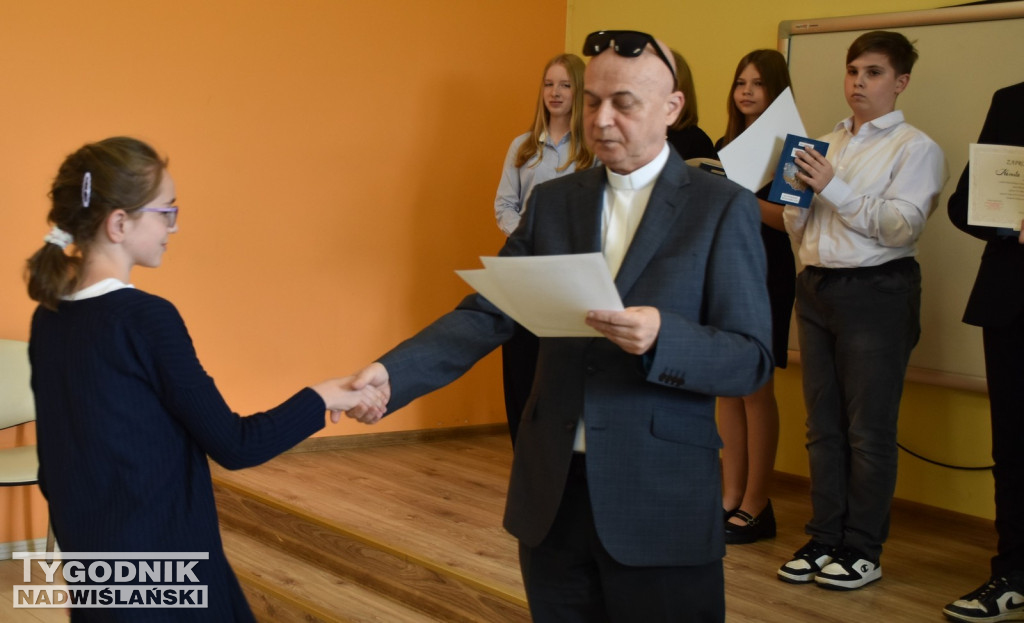 Finaliści Wojewódzkiego Konkursu Pięknego Czytania