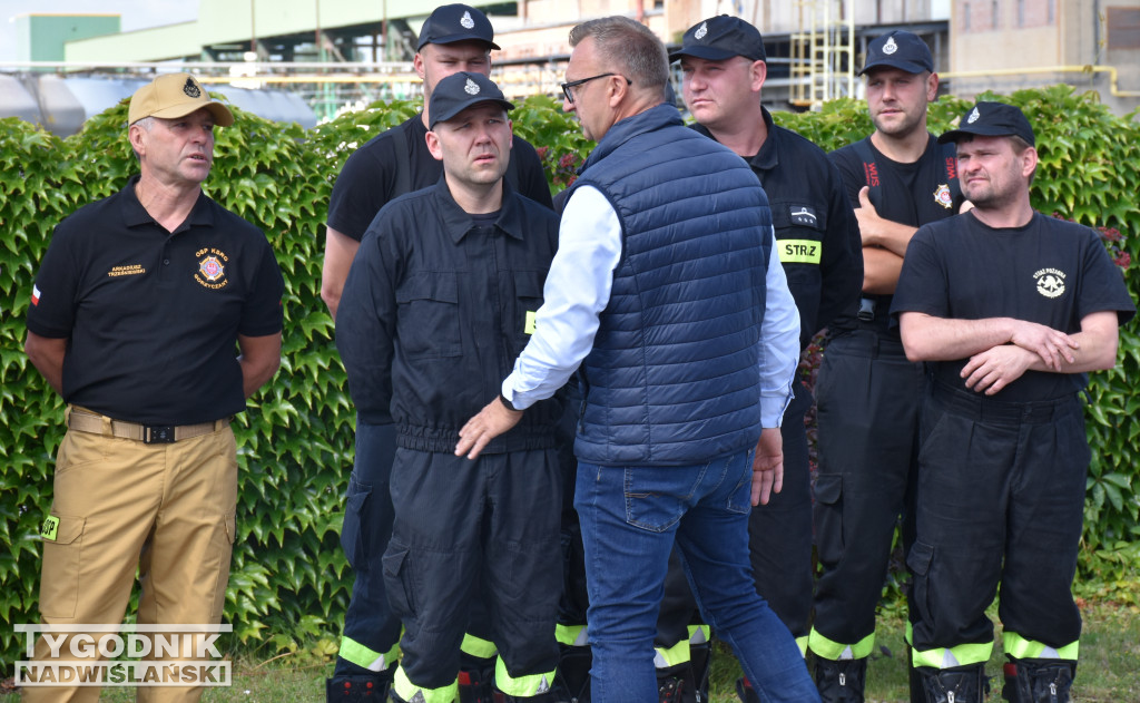 Montaż przesłon przeciwpowodziowych w Sandomierzu