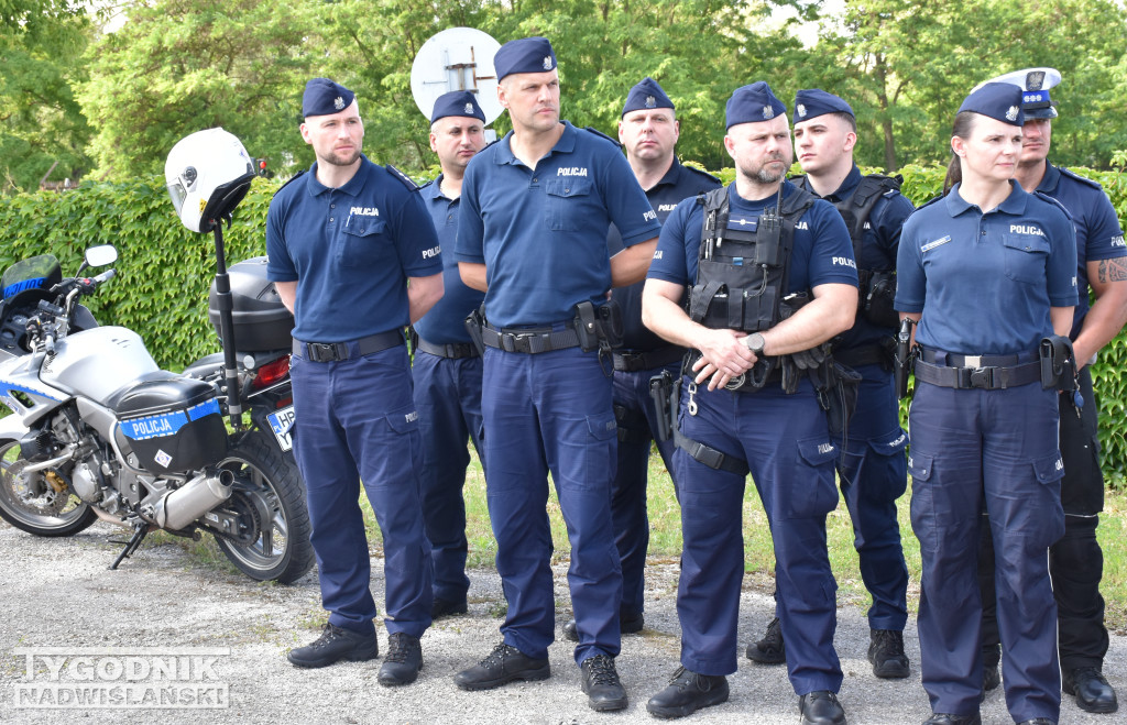 Montaż przesłon przeciwpowodziowych w Sandomierzu