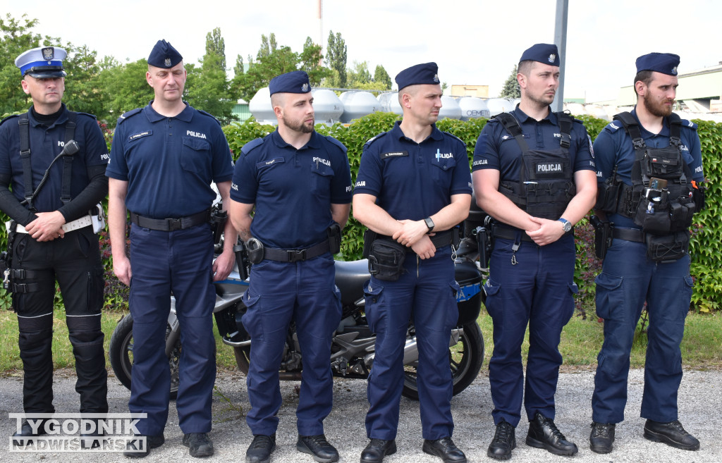 Montaż przesłon przeciwpowodziowych w Sandomierzu