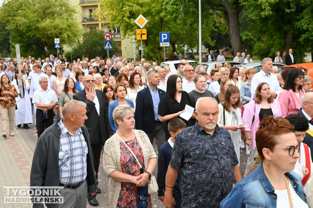 Procesja parafii pw. Chrystusa Króla i św. Barbary
