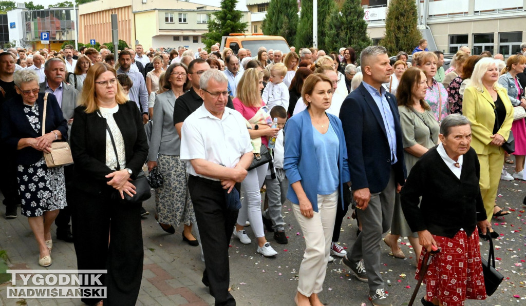Procesja parafii pw. Chrystusa Króla i św. Barbary