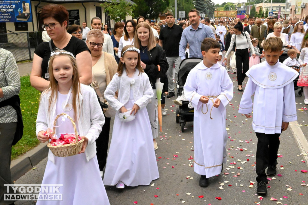 Procesja parafii pw. Chrystusa Króla i św. Barbary