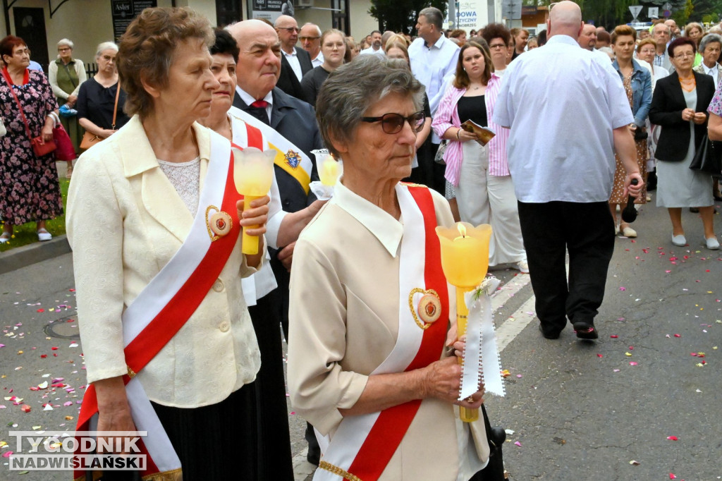 Procesja parafii pw. Chrystusa Króla i św. Barbary