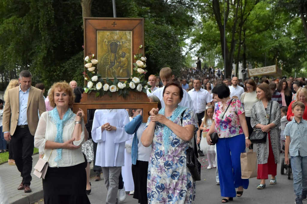 Procesja Bożego Ciała w Nowej Dębie