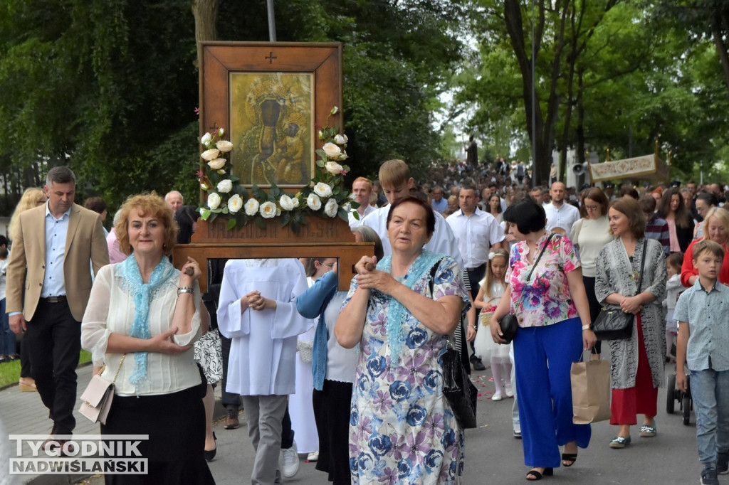 Procesja Bożego Ciała w Nowej Dębie