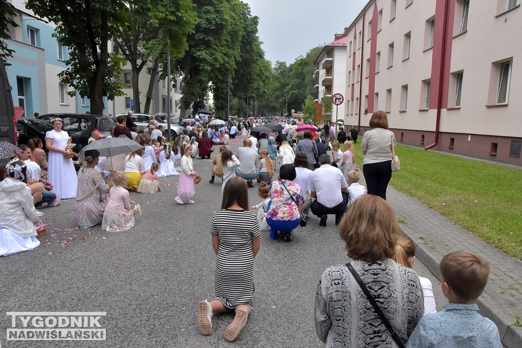 Procesja Bożego Ciała w Nowej Dębie