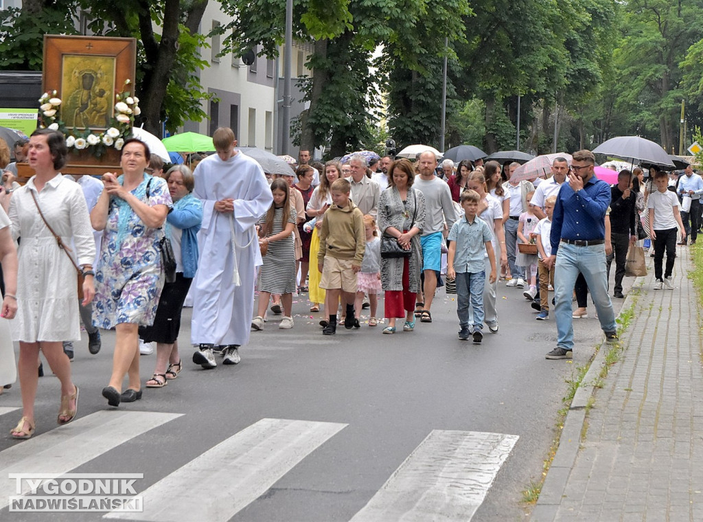 Procesja Bożego Ciała w Nowej Dębie
