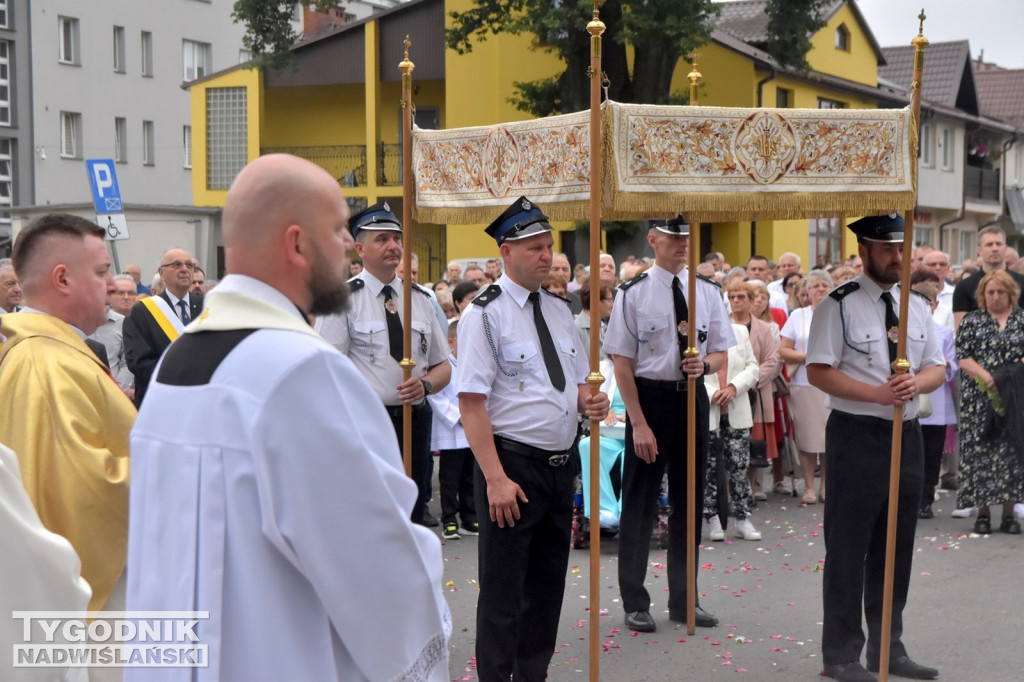 Procesja Bożego Ciała w Nowej Dębie