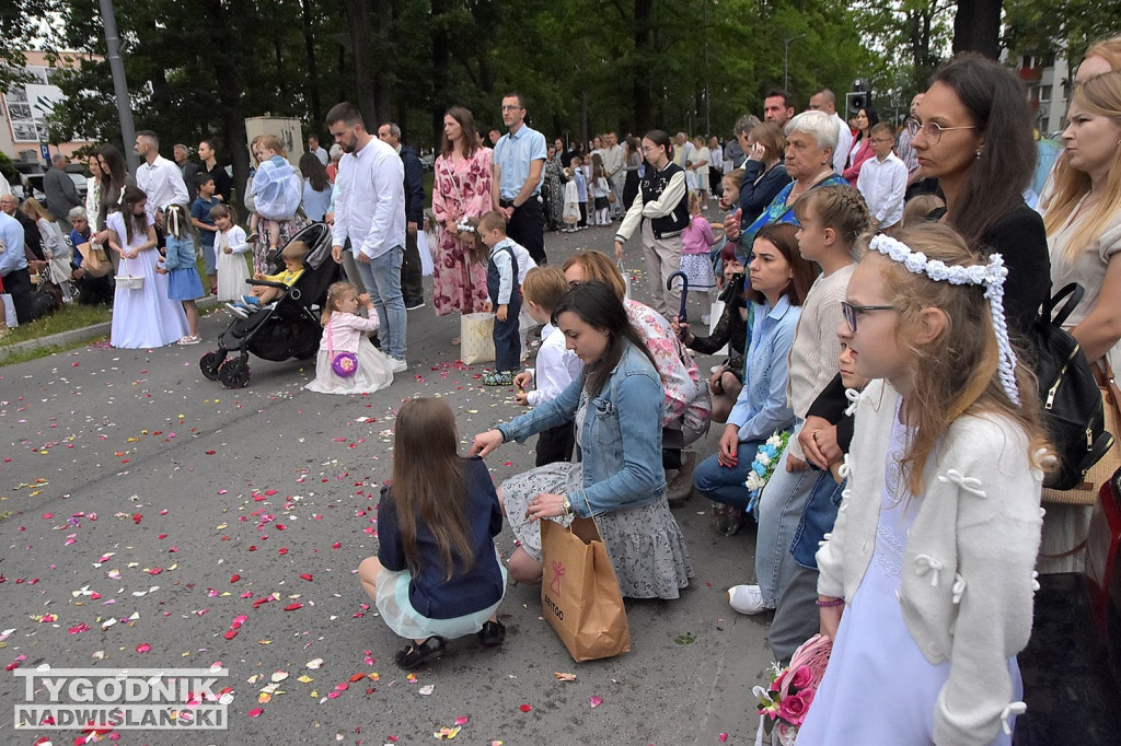 Procesja Bożego Ciała w Nowej Dębie